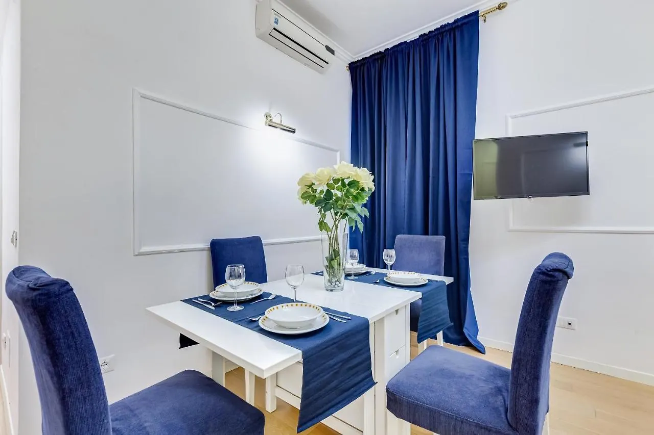 Trevi Fountain Modern Apartment Rome