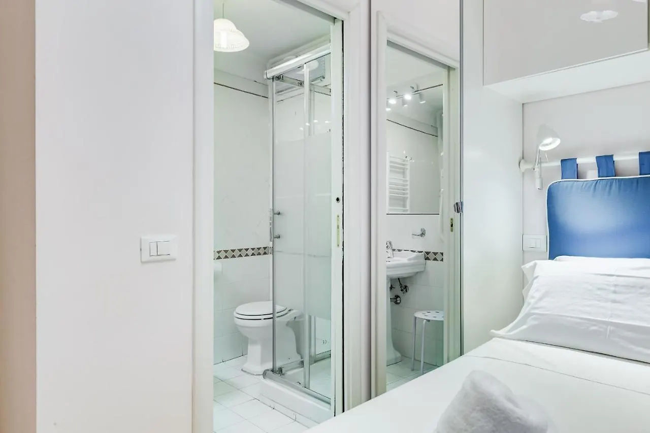 Trevi Fountain Modern Apartment Rome 0*,  Italy