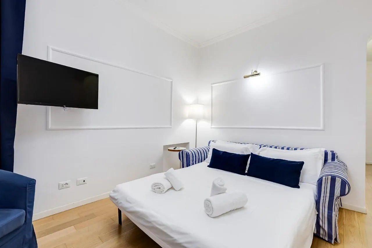 Trevi Fountain Modern Apartment Rome