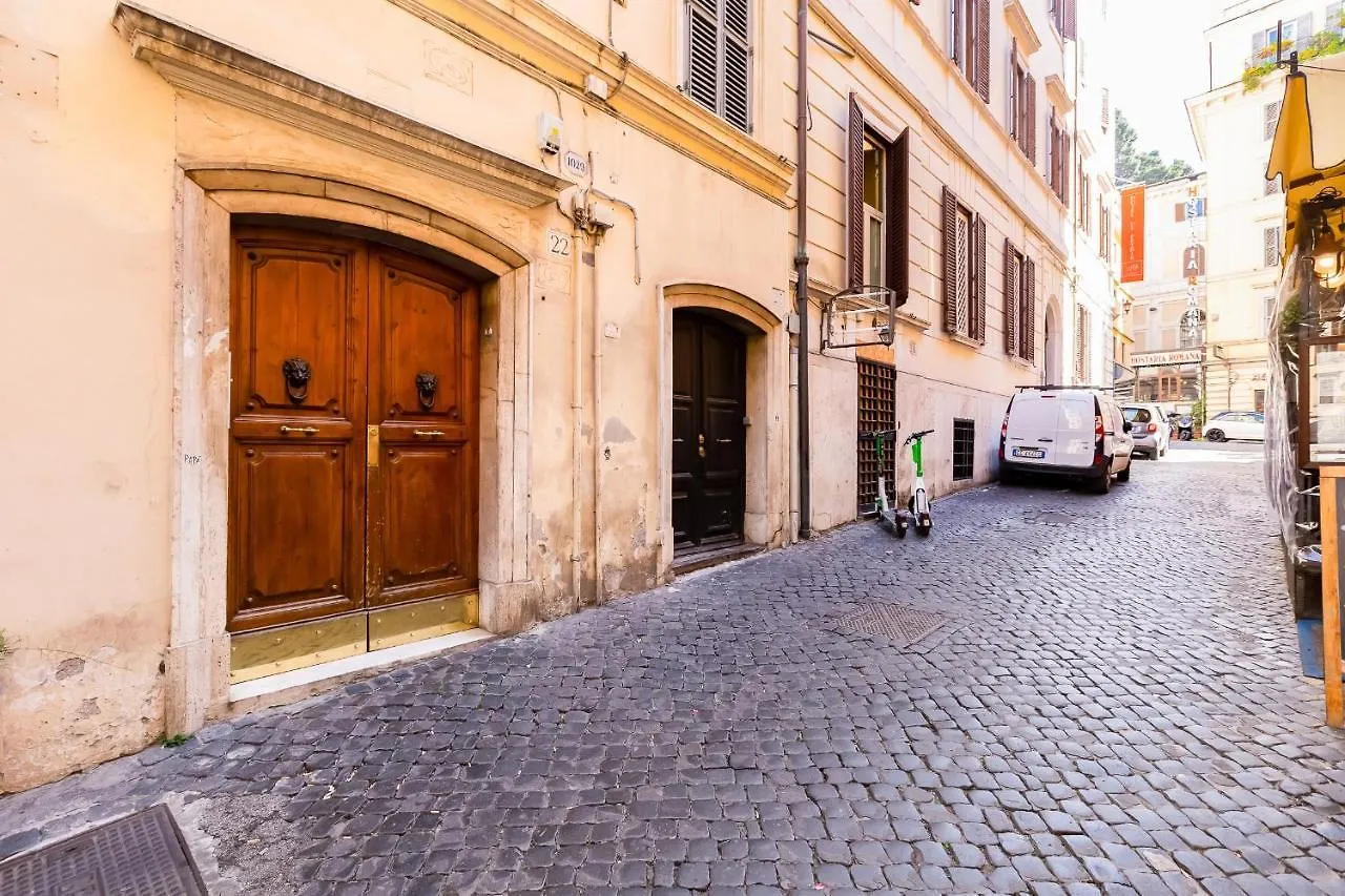 Trevi Fountain Modern Apartment Rome