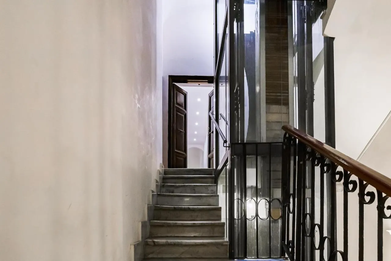 Trevi Fountain Modern Apartment Rome Italy