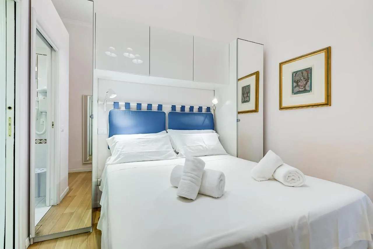 Trevi Fountain Modern Apartment 로마