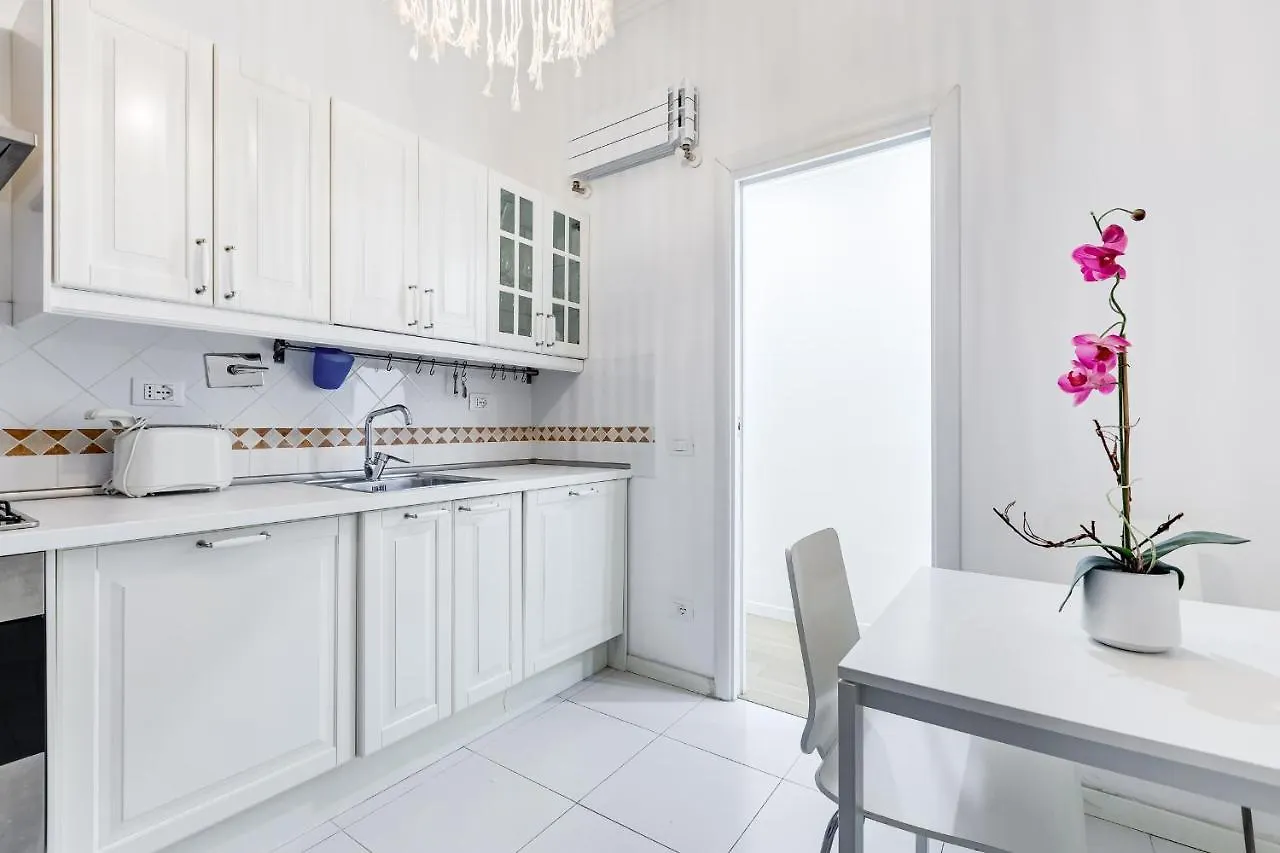 Trevi Fountain Modern Apartment 로마 0*,
