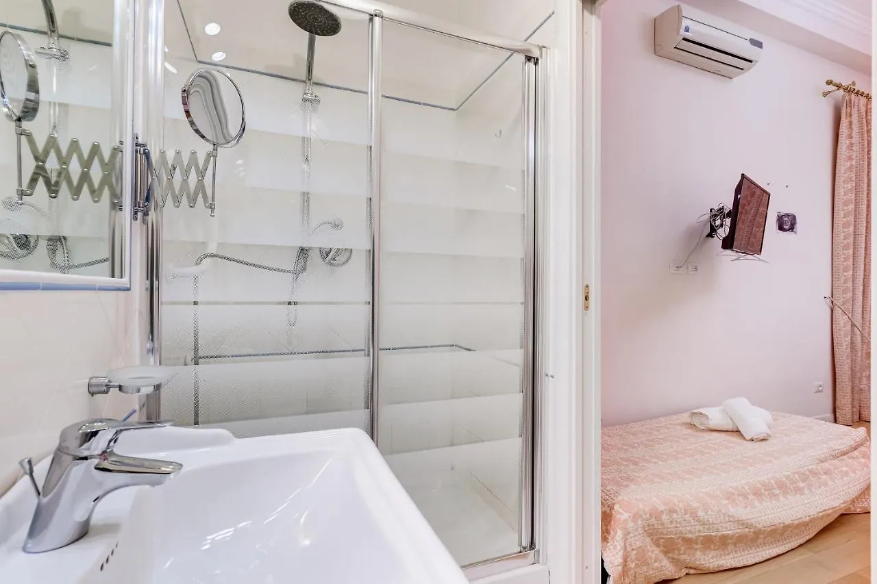 Trevi Fountain Modern Apartment 로마 0*,  이탈리아